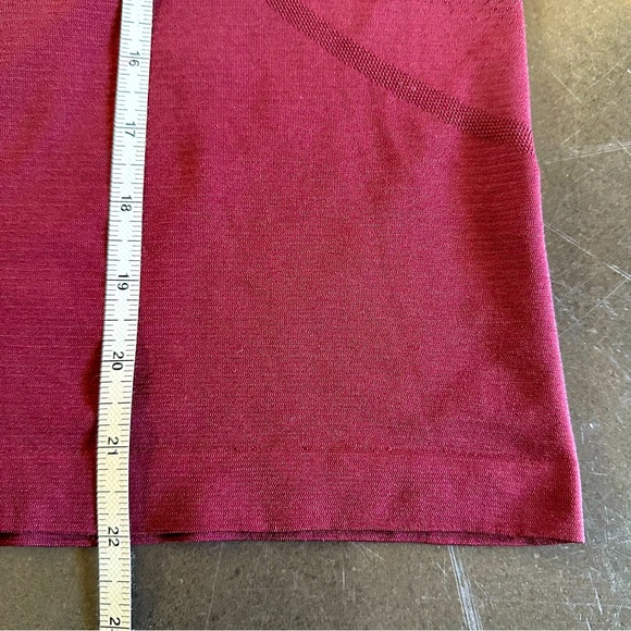 Lululemon Swiftly Tech Long Sleeve Shirt 2.0 Race Length (Crop) - Picture 7 of 8